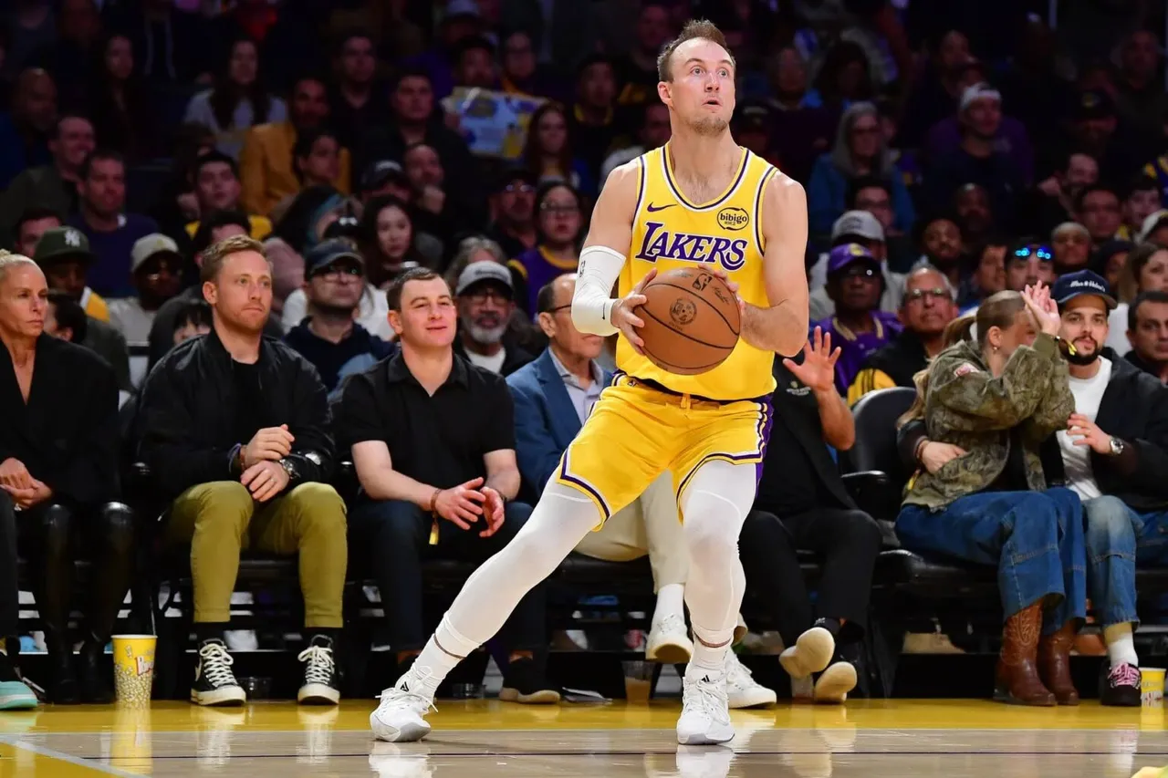 LeBron James Praises New Laker Luke Kennard After Win Over Warriors