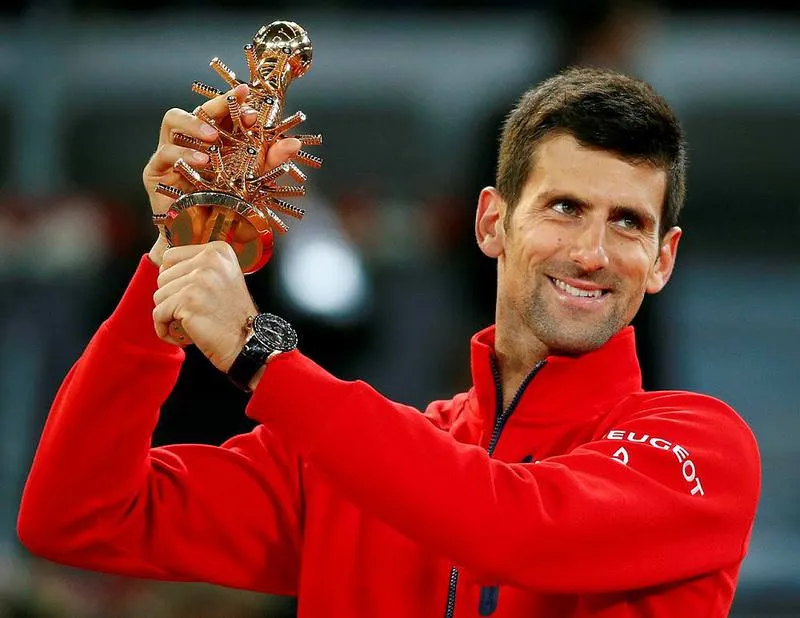 Djokovic claims second Madrid title with dramatic defeat of Murray | Daily Sabah
