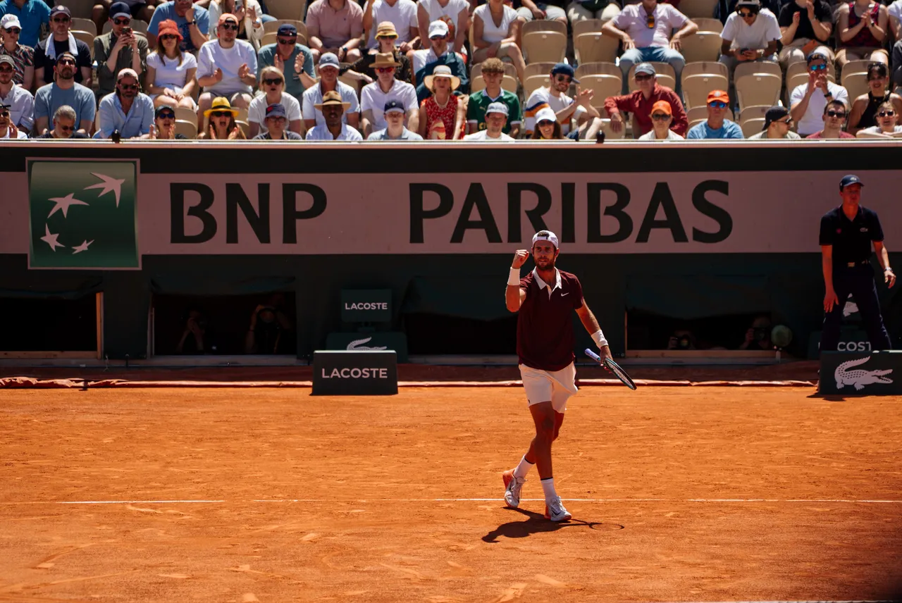 Tennis