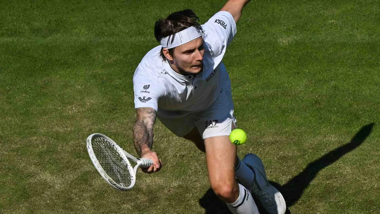 bublik-munar-wimbledon-2025-r1.jpg