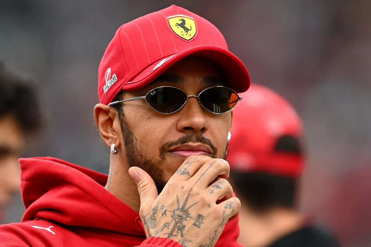 lewis-hamilton-ferrari.jpg