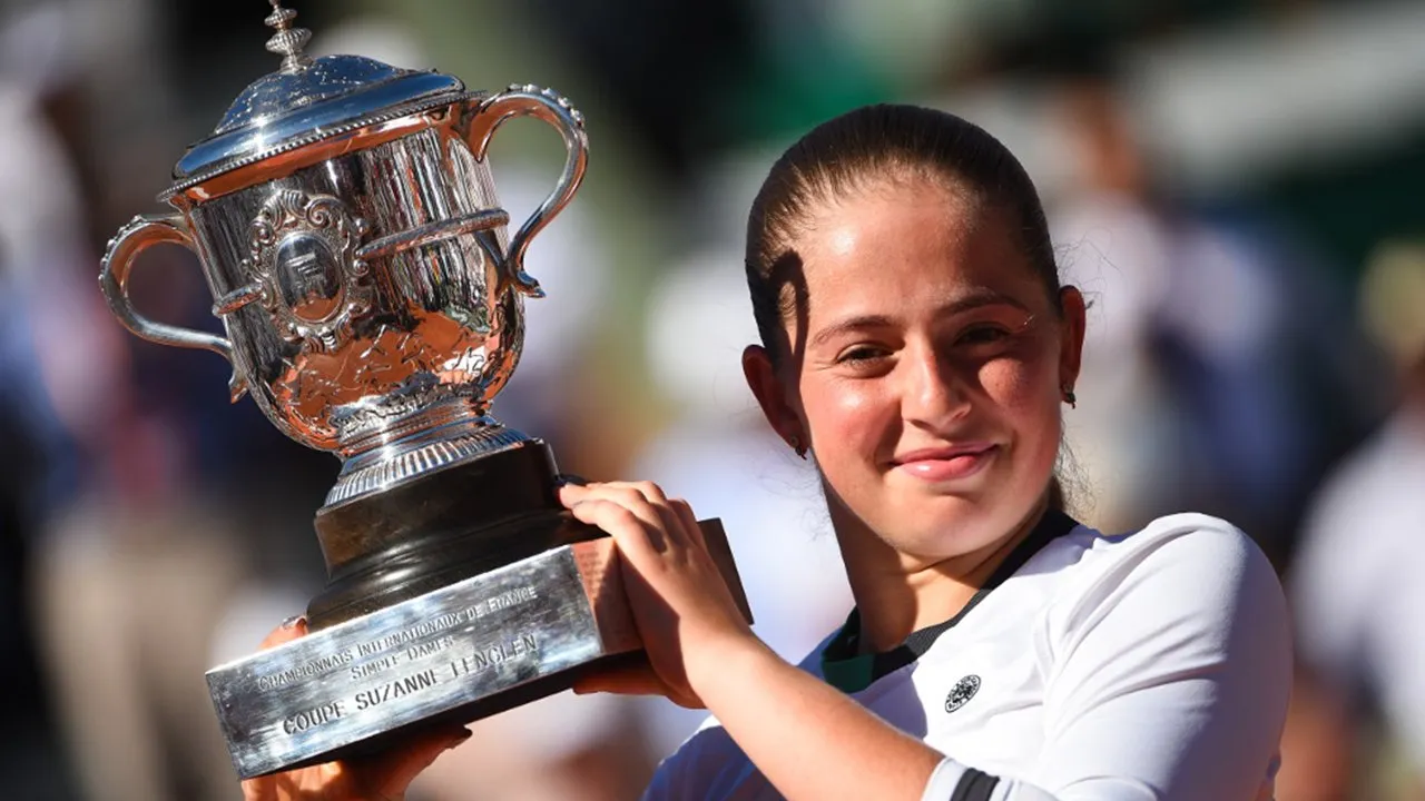 Jelena Ostapenko - Simona Halep, 2017 final: highlights - Roland-Garros 2026 - The official site