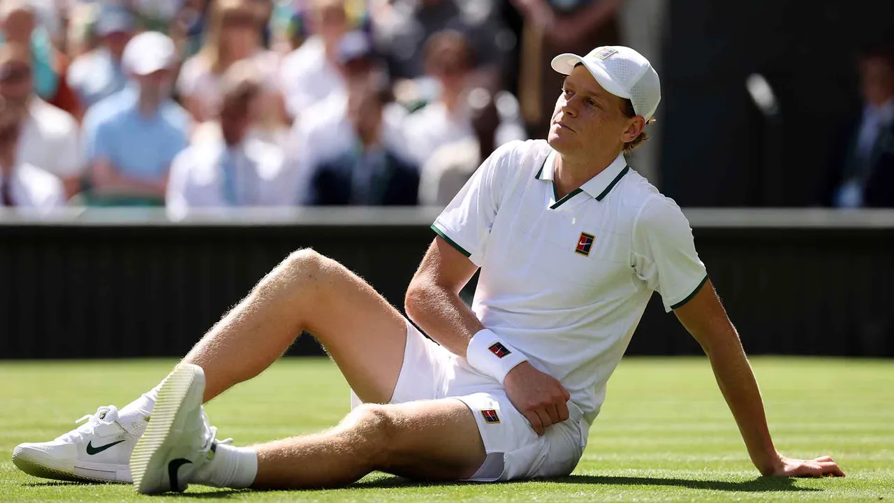 sinner-fall-wimbledon-2026-monday.jpg