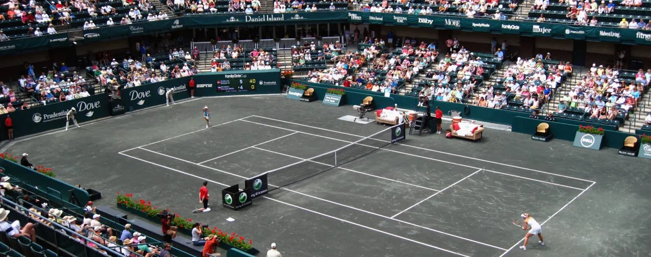 a-womens-singles-match-at-the-charleston-open-41030.jpg